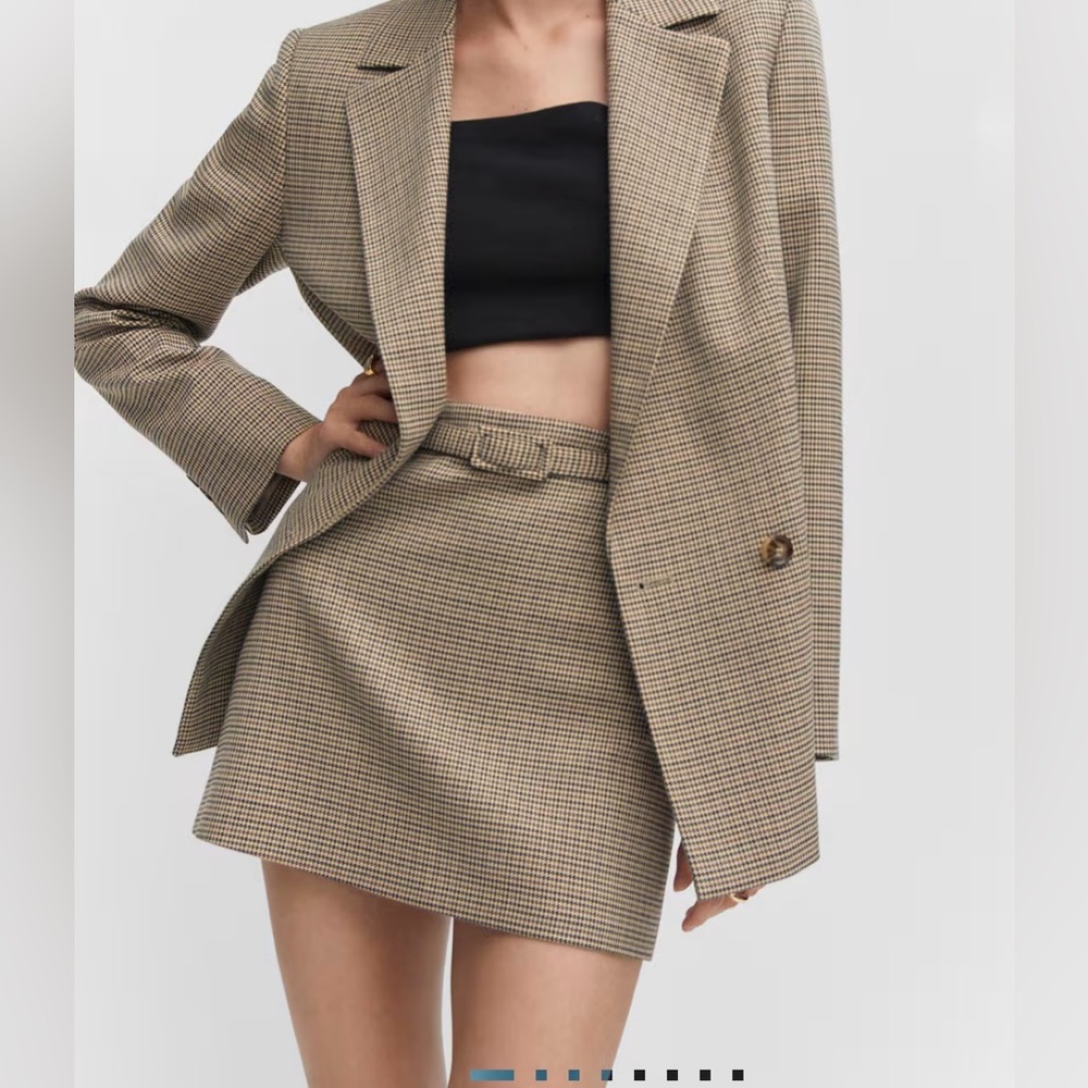 Houndstooth belt miniskirt